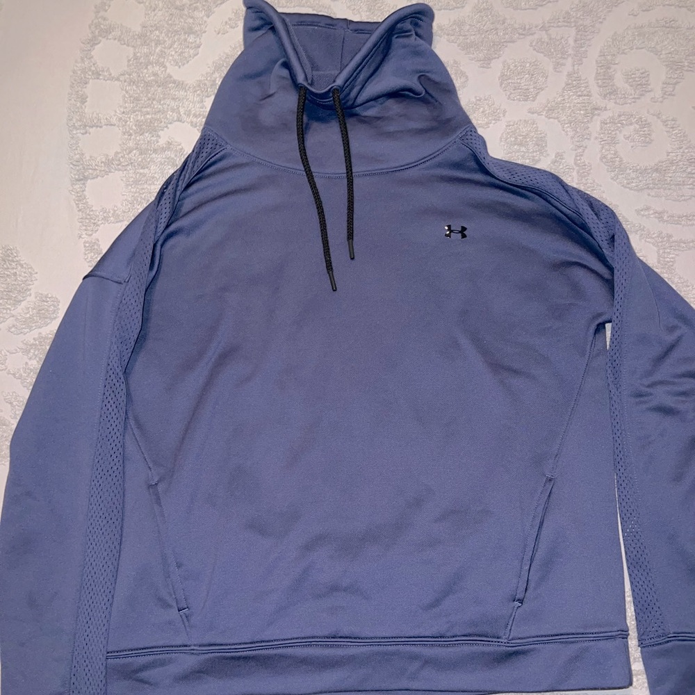 Under Armour Sweatshirt